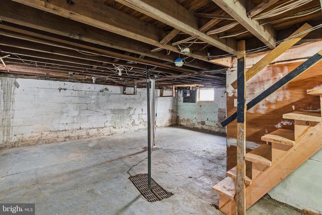 409 CEDAR AVE, Lindenwold, NJ 08021