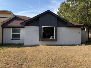 10231 Ridge Oak Street, Dallas, TX 75227