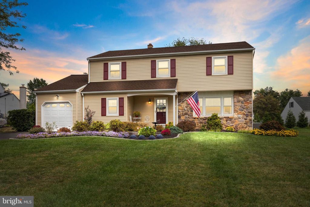 983 WILSON CT, Warrington, PA 18976