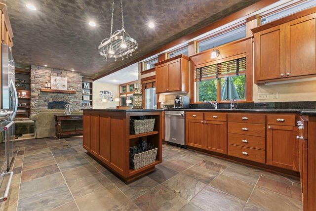 1211 Lonsdale Boulevard E, Northfield, MN 55057