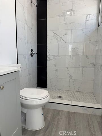 718 E 48th, Los Angeles, CA 90011