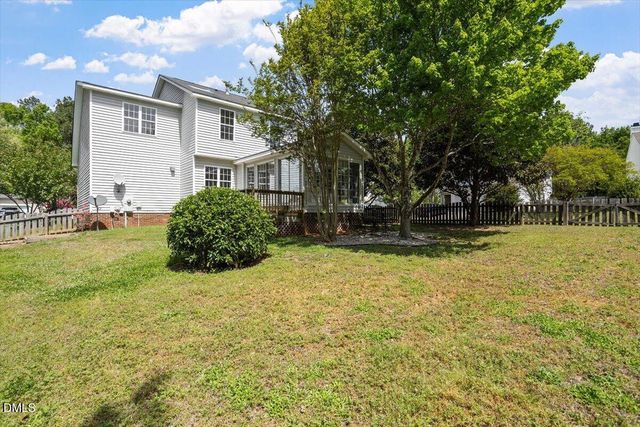 528 Arbor Creek Drive, Holly Springs, NC 27540