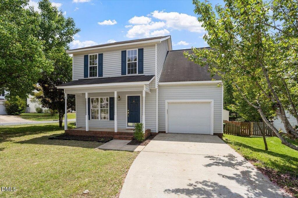 528 Arbor Creek Drive, Holly Springs, NC 27540