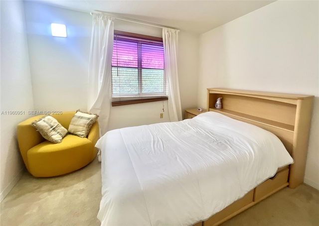 8970 W Flagler St 212, Miami, FL 33174