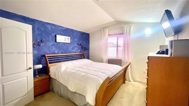 8970 W Flagler St 212, Miami, FL 33174