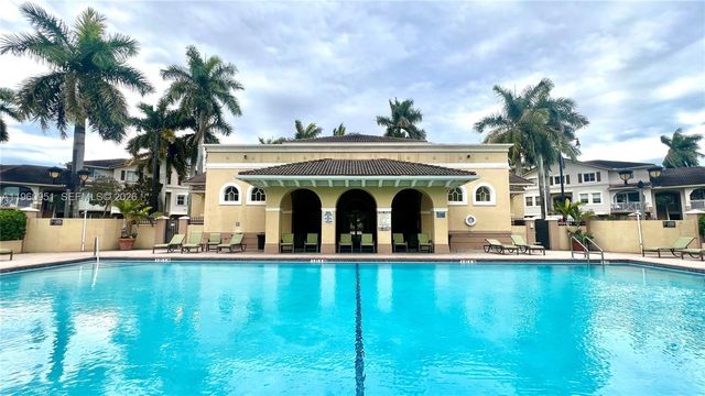 8970 W Flagler St 212, Miami, FL 33174