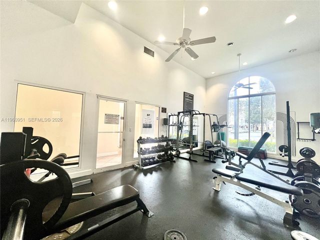 8970 W Flagler St 212, Miami, FL 33174