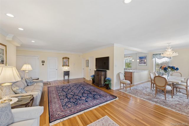 162-01 Powells Cove Boulevard 5G, Beechhurst, NY 11357