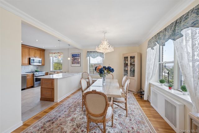162-01 Powells Cove Boulevard 5G, Beechhurst, NY 11357