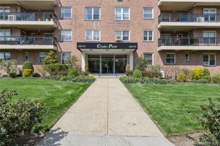 162-01 Powells Cove Boulevard 5G, Beechhurst, NY 11357