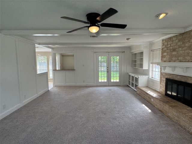 6630 Sumner Isle Court, Spring, TX 77379