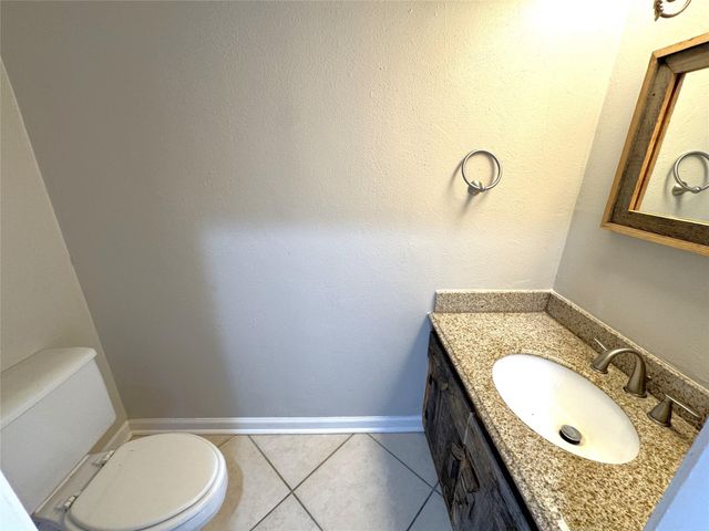 6630 Sumner Isle Court, Spring, TX 77379