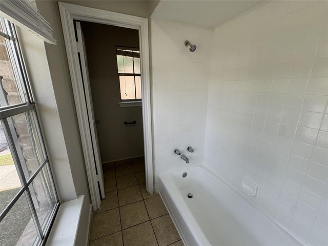 6630 Sumner Isle Court, Spring, TX 77379