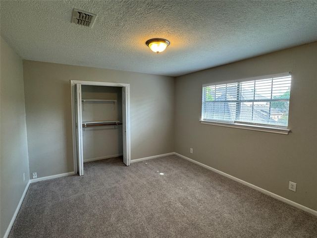 6630 Sumner Isle Court, Spring, TX 77379