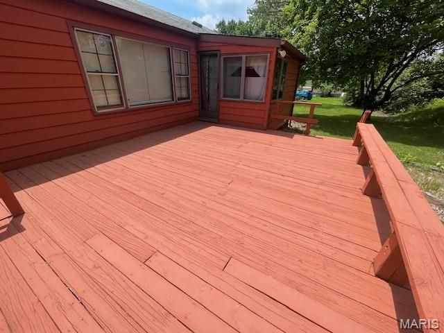 1537 Akron Drive, St Louis, MO 63137