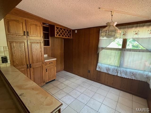 1537 Akron Drive, St Louis, MO 63137