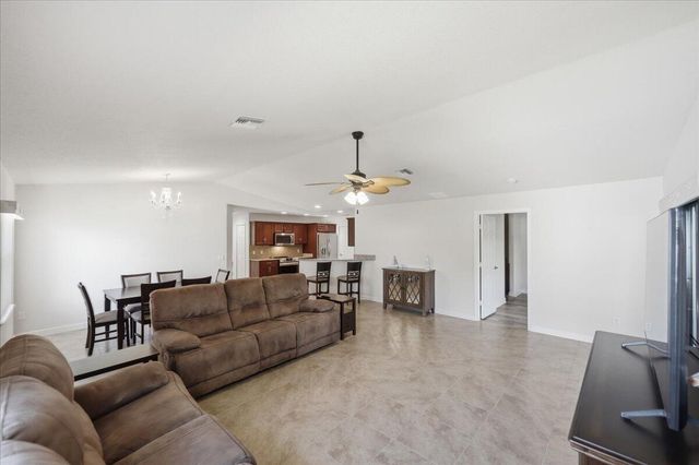 44 Grande Vista Way, Port St. Lucie, Port St Lucie, FL 34952