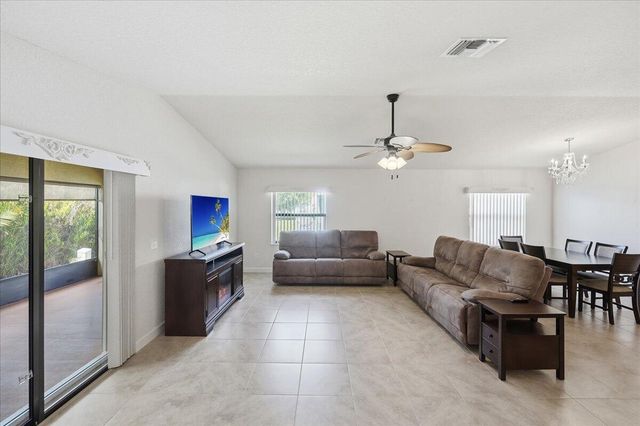 44 Grande Vista Way, Port St. Lucie, Port St Lucie, FL 34952