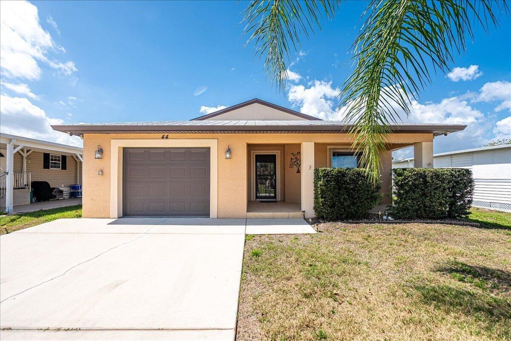 44 Grande Vista Way, Port St. Lucie, Port St Lucie, FL 34952
