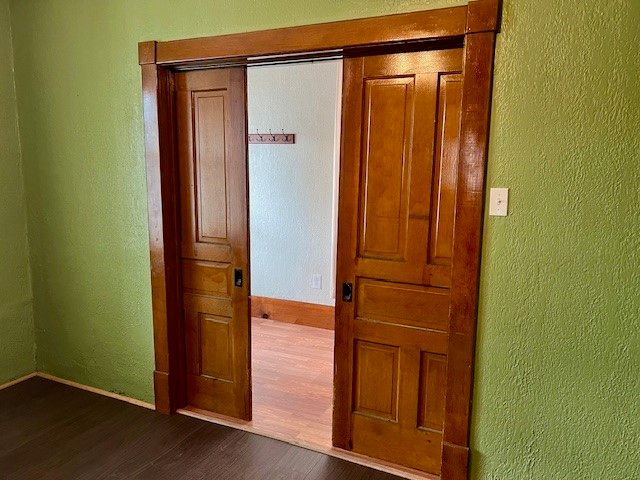 135 E First Ave, Tarentum, PA 15084