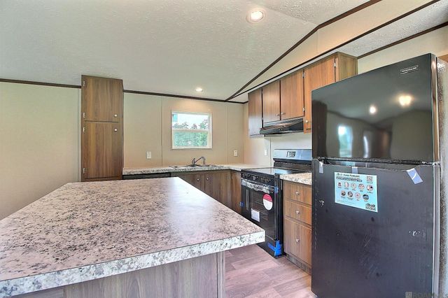 73 Sibley Rd, Pine Grove, LA 70453