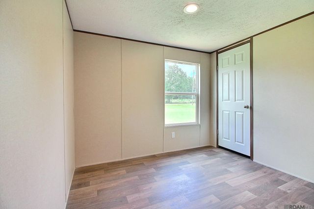 73 Sibley Rd, Pine Grove, LA 70453