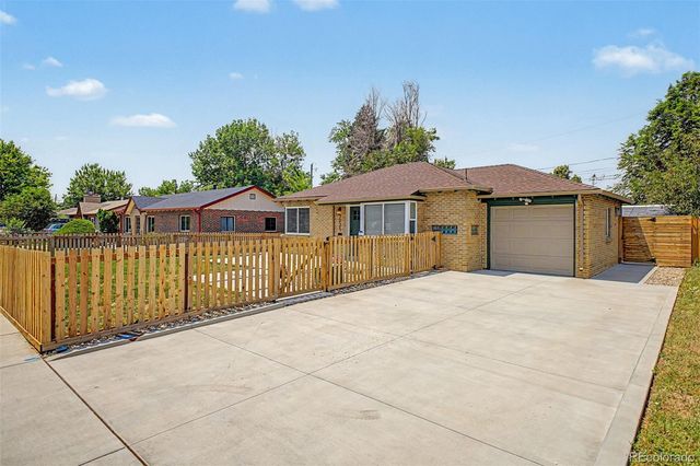 3025 Richard Allen Court, Denver, CO 80205