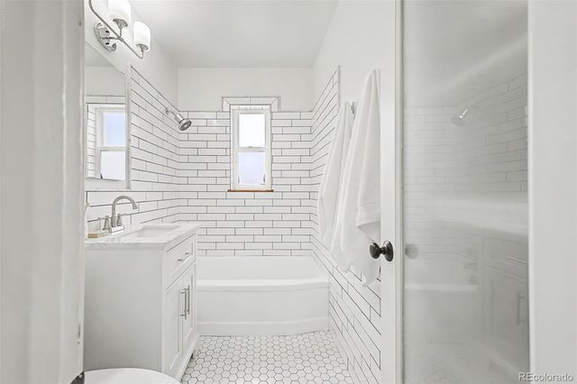 3025 Richard Allen Court, Denver, CO 80205