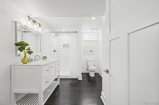 3025 Richard Allen Court, Denver, CO 80205