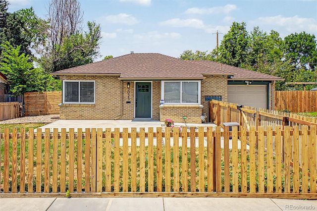 3025 Richard Allen Court, Denver, CO 80205