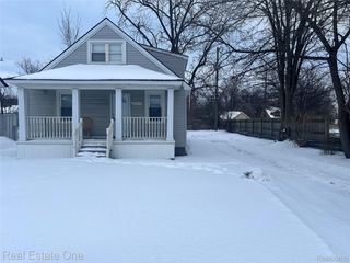 21410 ROOSEVELT Avenue, Farmington Hills, MI 48336