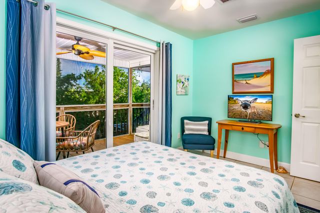 853 Indies Road, Ramrod Key, FL 33042