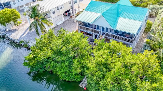 853 Indies Road, Ramrod Key, FL 33042