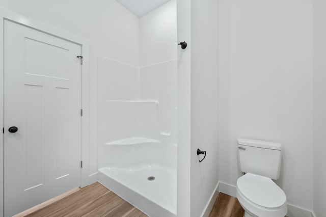 707 E Elmwood St, Park City, KS 67147