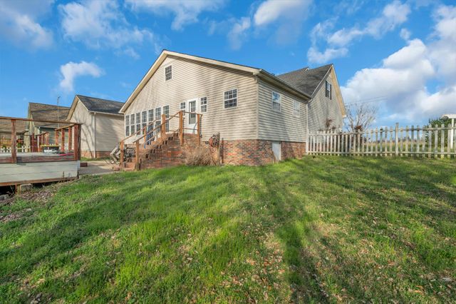 672 Old Snow Hill Rd, Dowelltown, TN 37059