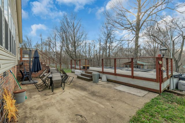 672 Old Snow Hill Rd, Dowelltown, TN 37059