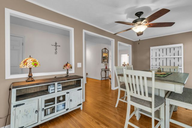 672 Old Snow Hill Rd, Dowelltown, TN 37059