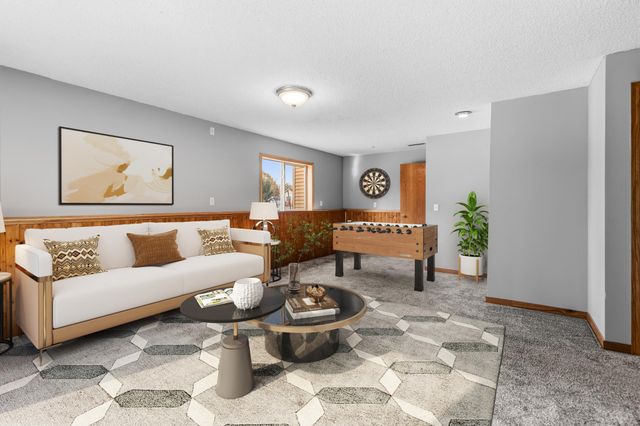 5445 141st Court N, Hugo, MN 55038