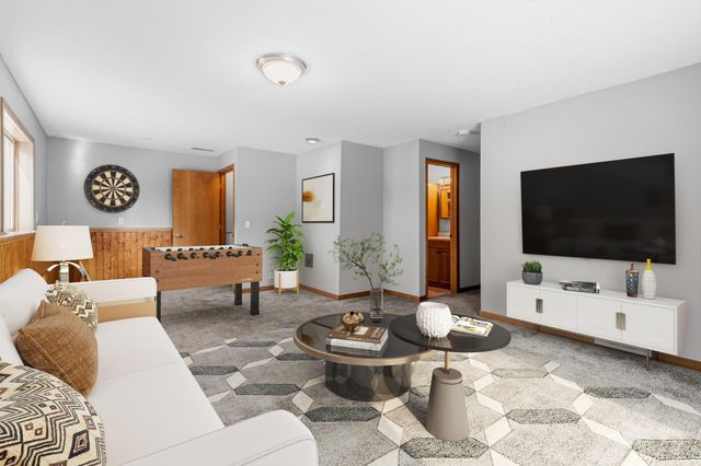 5445 141st Court N, Hugo, MN 55038