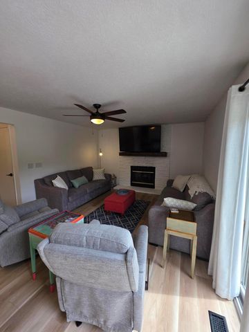 1501 Pheasant Run Drive, Newark, OH 43055