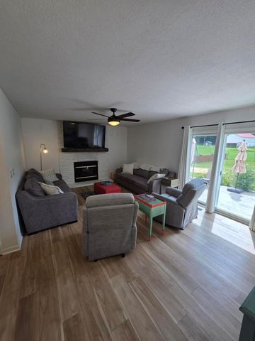 1501 Pheasant Run Drive, Newark, OH 43055