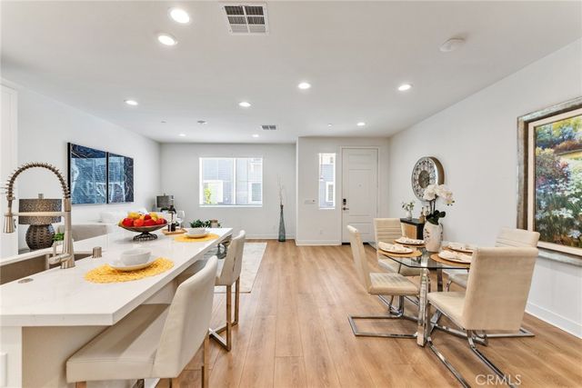 4230 S Hibiscus Paseo S 91, Ontario, CA 91761