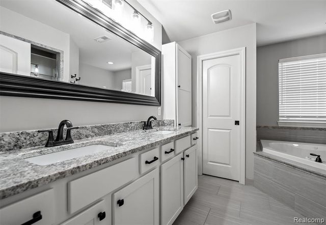 651 Davis Avenue, Birmingham, MI 48009