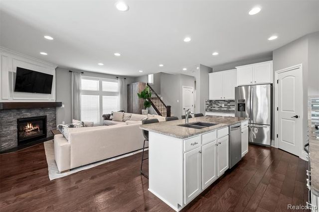 651 Davis Avenue, Birmingham, MI 48009