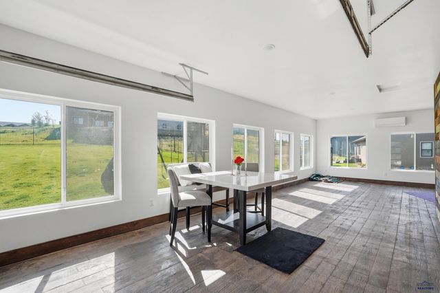 427 GOOSEBERRY RD, Spearfish, SD 57783
