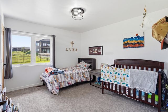 427 GOOSEBERRY RD, Spearfish, SD 57783