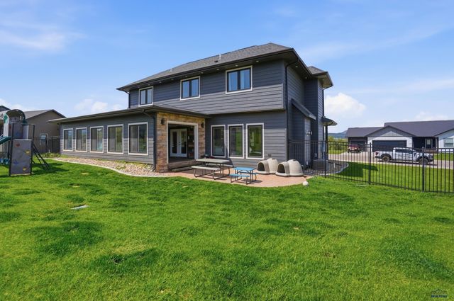 427 GOOSEBERRY RD, Spearfish, SD 57783