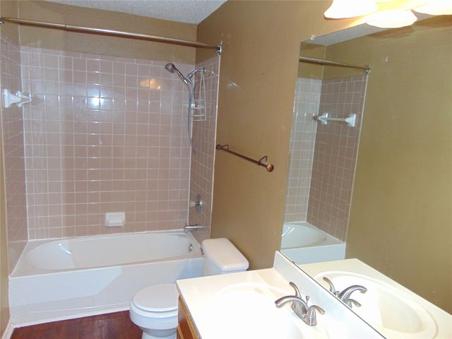 7009 Oconnor Street, Arlington, TX 76002