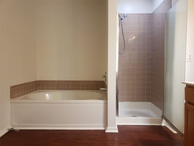 7009 Oconnor Street, Arlington, TX 76002