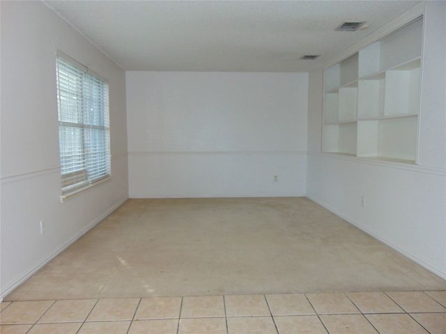 7009 Oconnor Street, Arlington, TX 76002